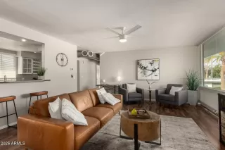 Photo #4: 7016762 Listing 