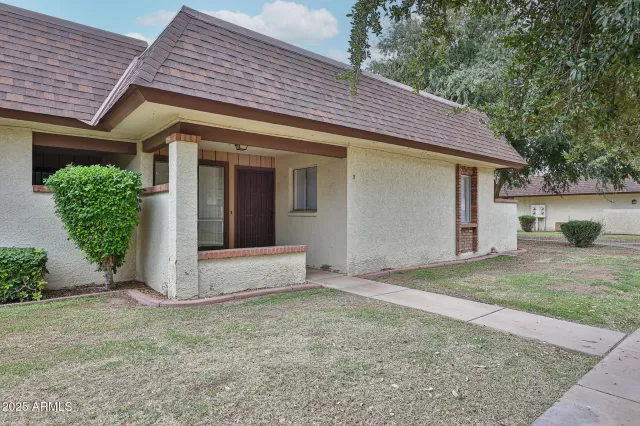 MLS: 7016820 Condo For Sale