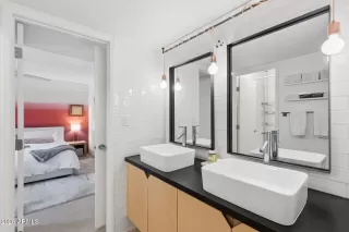 Photo #3: 7016974 Listing 