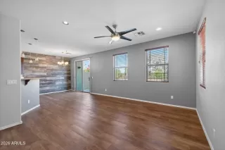 Photo #3: 7017088 Listing 