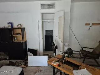 Photo #3: 7017118 Listing 