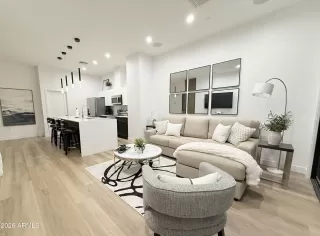 Photo #1: 7017511 Listing 