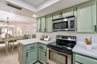 Photo #3: 7017564 Listing 