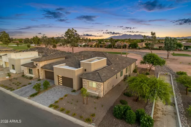 MLS: 7017574 Condo For Sale