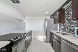 Photo #4: 7017649 Listing 