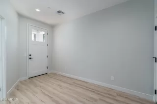 Photo #3: 7017672 Listing 