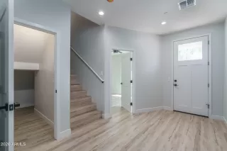 Photo #5: 7017672 Listing 