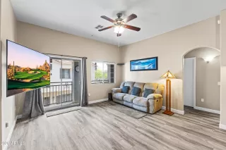 Photo #3: 7017729 Listing 