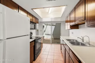 Photo #6: 7017743 Listing 