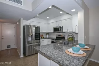 Photo #3: 7017770 Listing 