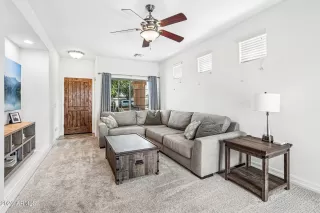 Photo #5: 7017853 Listing 