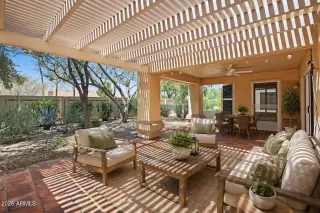 Photo #6: 7018004 Listing 