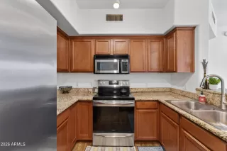 Photo #5: 7018076 Listing 