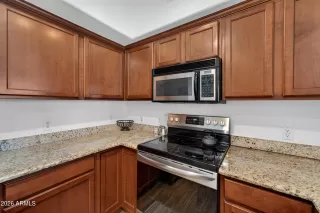 Photo #6: 7018076 Listing 