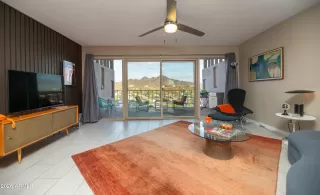 Photo #1: 7018078 Listing 