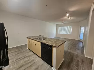 Photo #2: 7018149 Listing 