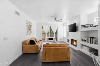 Photo #5: 7018164 Listing 