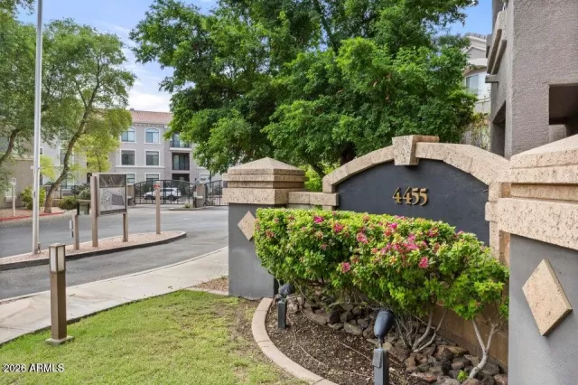 MLS: 7018226 Condo For Sale