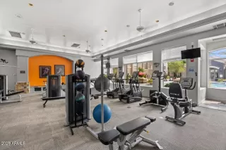 Photo #3: 7018226 Listing 