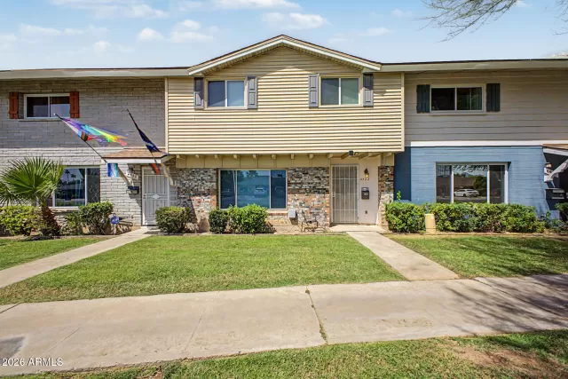 MLS: 7018513 Condo For Sale