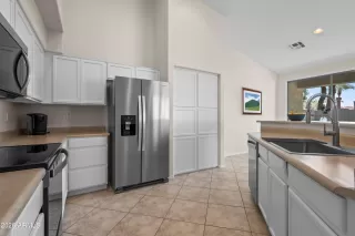 Photo #6: 7018568 Listing 