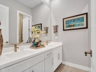 Photo #3: 7018619 Listing 