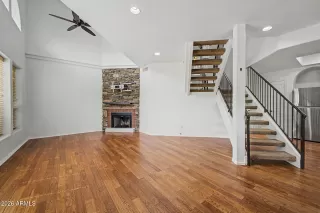 Photo #2: 7018694 Listing 