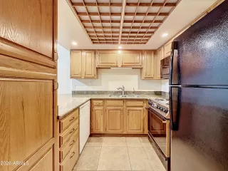 Photo #3: 7018707 Listing 