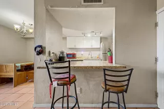 Photo #6: 7018782 Listing 