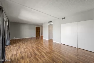 Photo #3: 7018783 Listing 