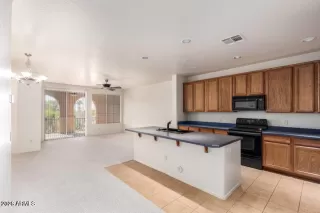 Photo #4: 7018929 Listing 