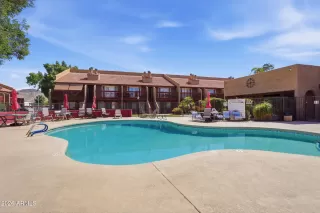 Photo #4: 7018972 Listing 