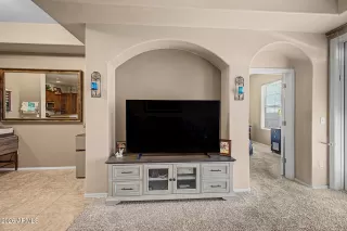 Photo #6: 7019192 Listing 