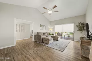 Photo #3: 7019312 Listing 