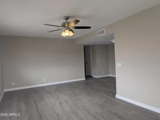 Photo #5: 7019327 Listing 