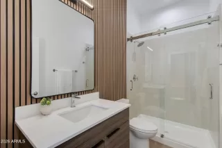 Photo #6: 7019417 Listing 