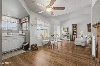 Photo #6: 7019427 Listing 