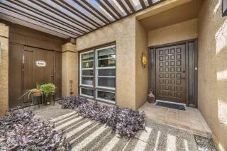 Photo #1: 7019546 Listing 