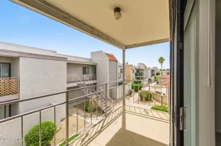 Photo #2: 7019611 Listing 