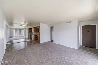 Photo #3: 7019611 Listing 