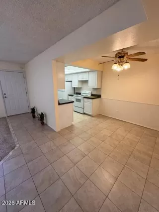 Photo #2: 7019832 Listing 