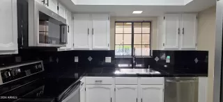 Photo #3: 7019917 Listing 