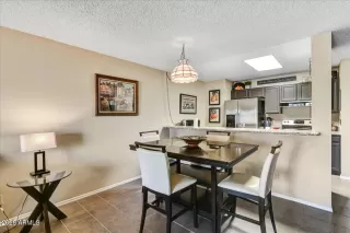 Photo #3: 7020399 Listing 