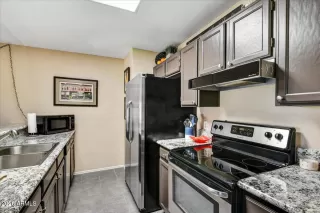 Photo #4: 7020399 Listing 