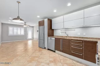 Photo #2: 7020513 Listing 