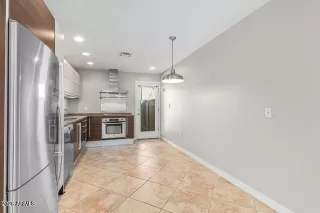 Photo #3: 7020513 Listing 