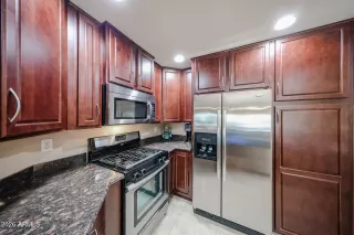 Photo #3: 7020589 Listing 