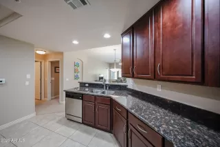 Photo #4: 7020589 Listing 