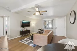 Photo #6: 7020635 Listing 