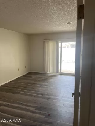 Photo #5: 7020702 Listing 